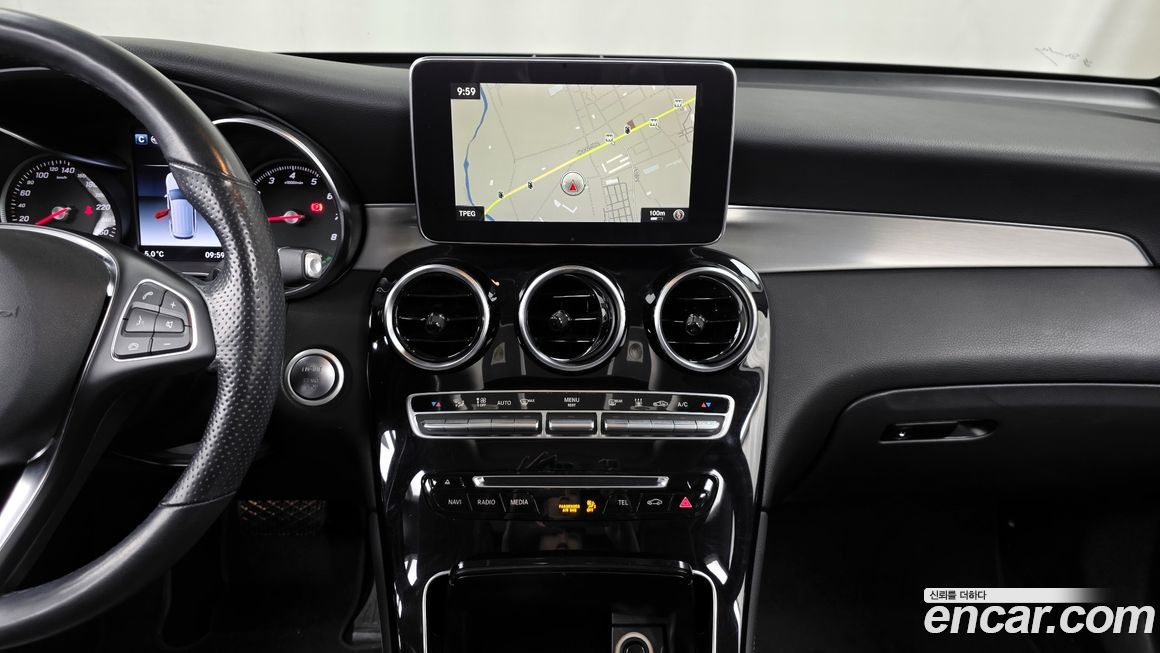 Mercedes-Benz GLC-Class 2019