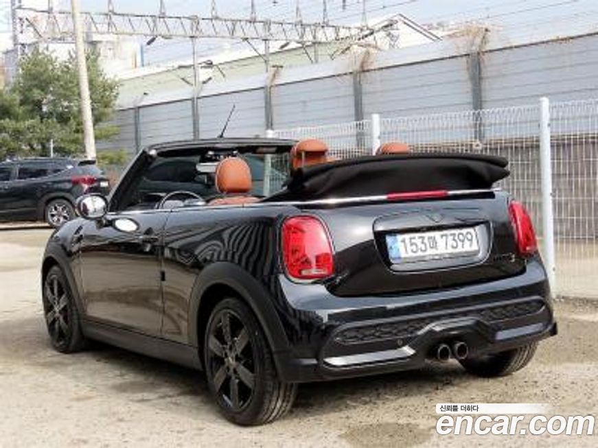 Mini Cooper Convertible 2022