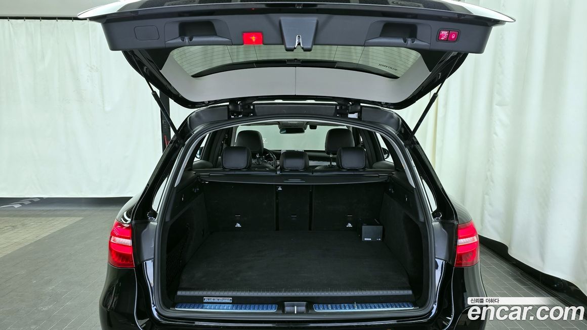 Mercedes-Benz GLC-Class 2019