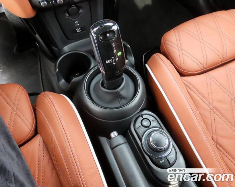 Mini Cooper Convertible 2022