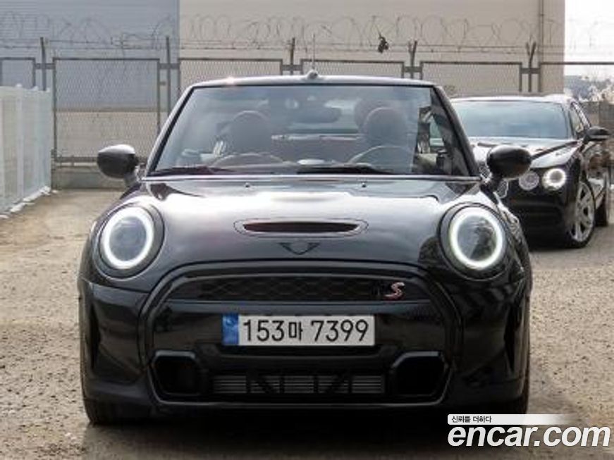 Mini Cooper Convertible 2022
