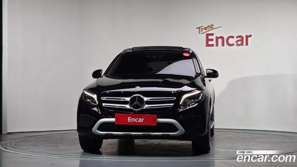 Mercedes-Benz GLC-Class 2019