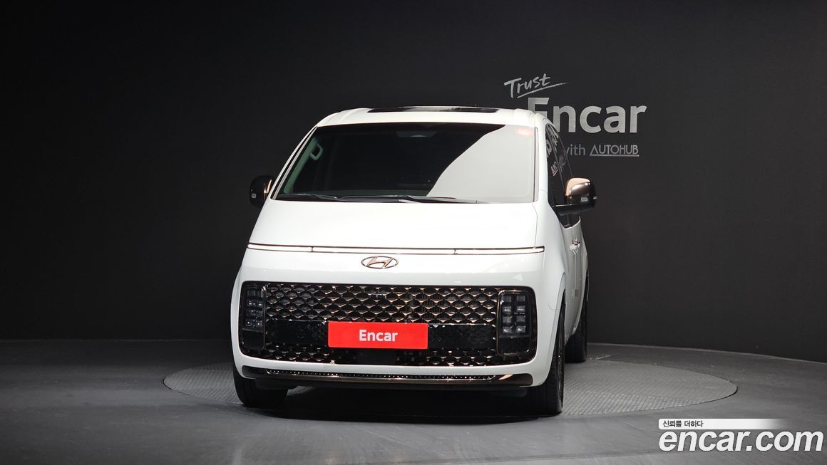 Hyundai Staria 2022