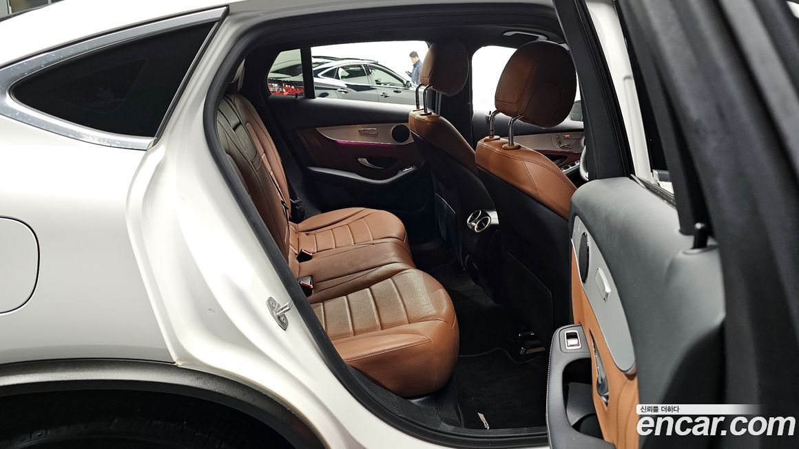 Mercedes-Benz GLC-Class 2020