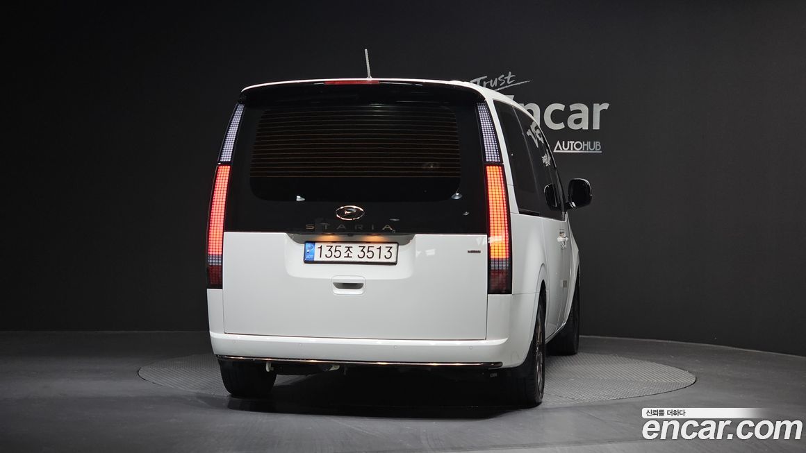 Hyundai Staria 2022