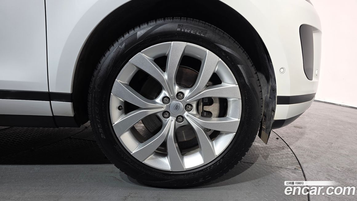 Land Rover Range Rover Evoque 2021