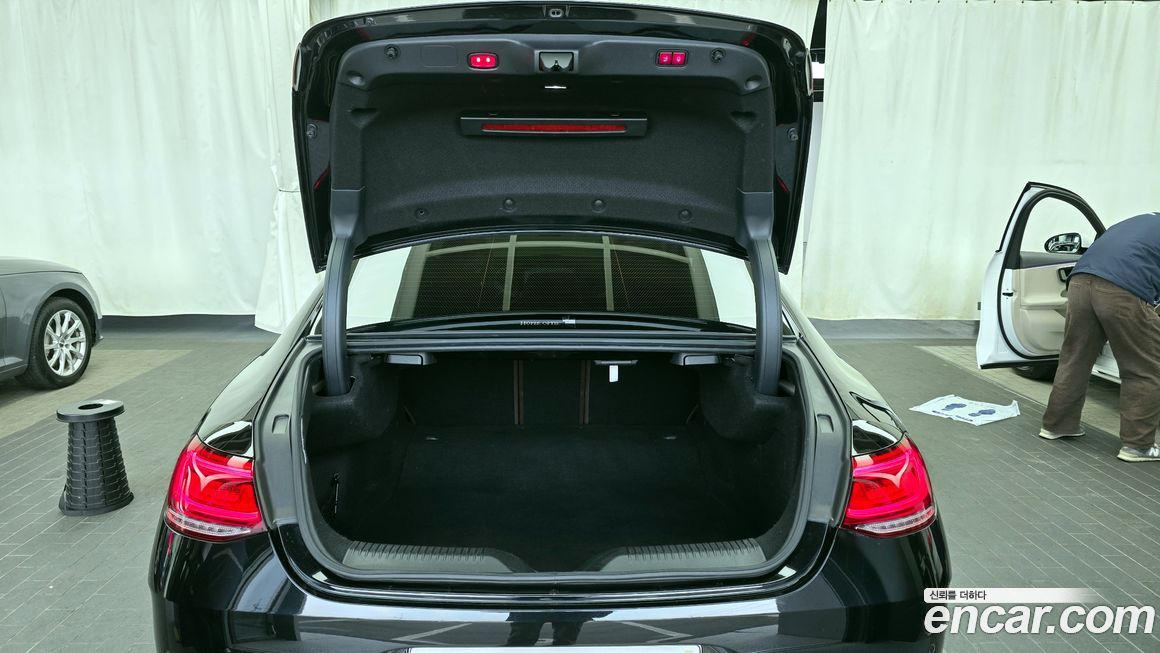 Mercedes-Benz CLS-Class 2019