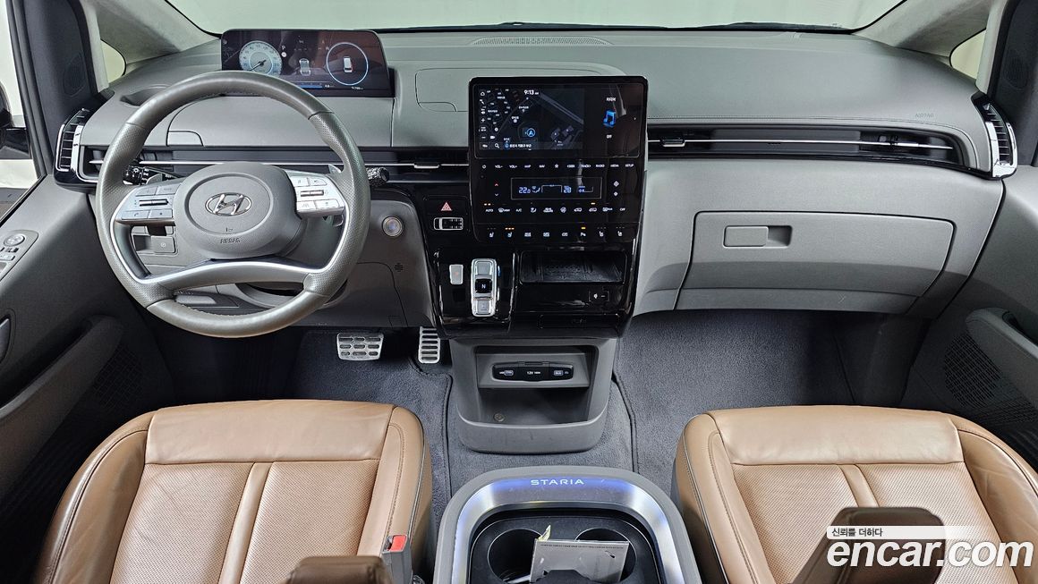 Hyundai Staria 2022