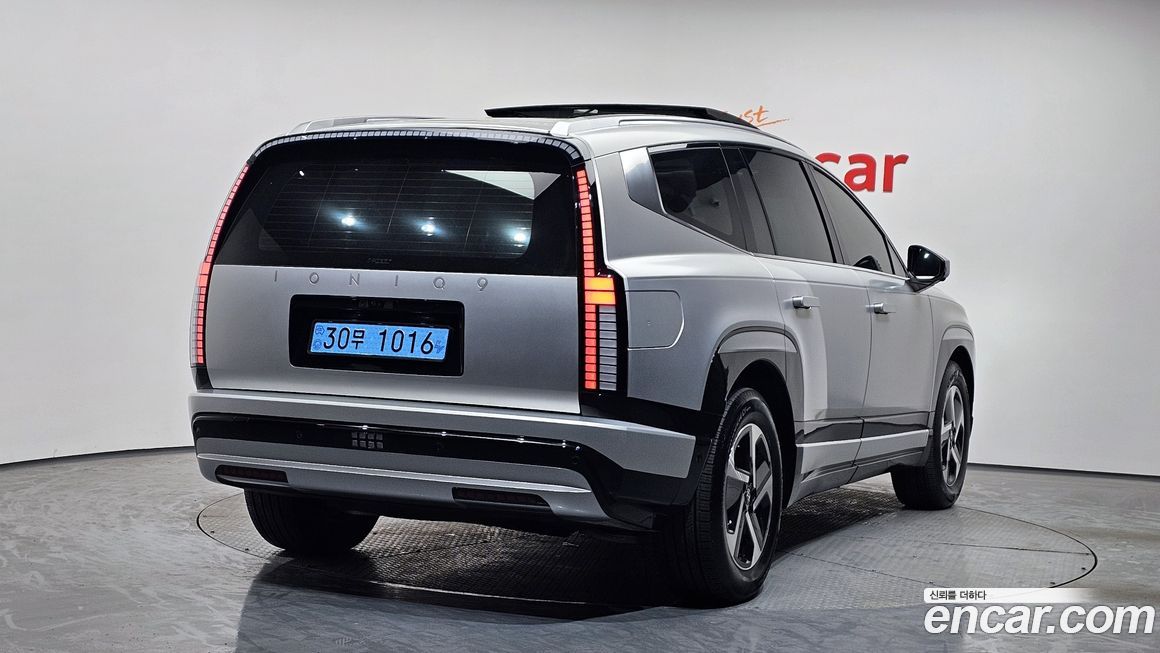 Hyundai Ioniq9 2025