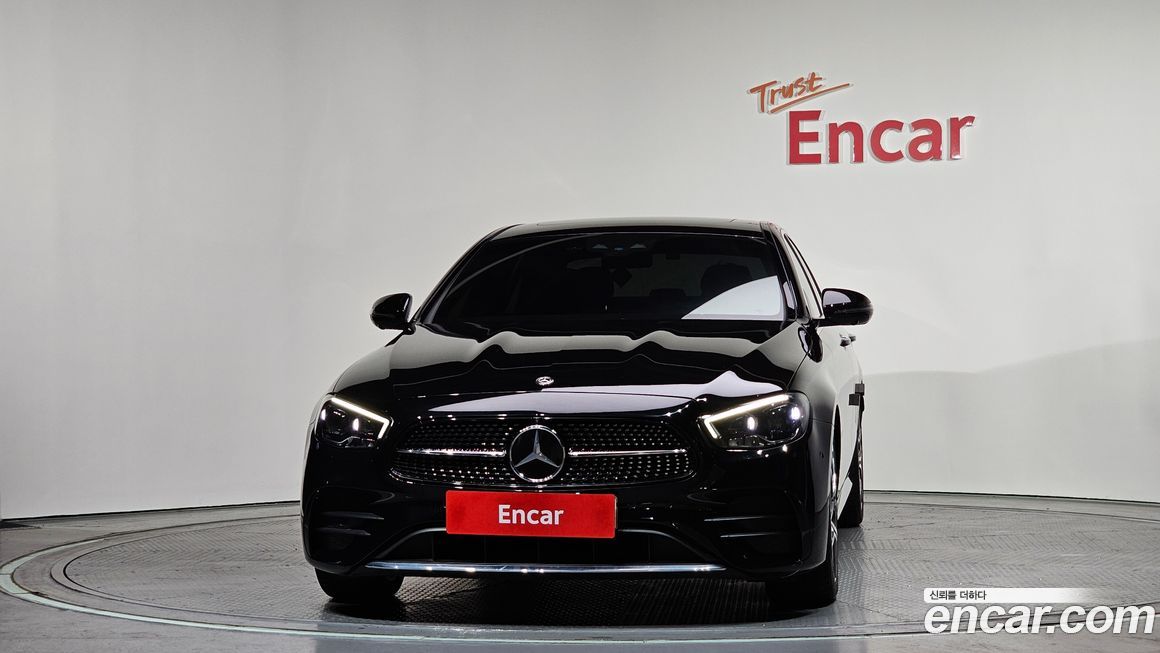 Mercedes-Benz E-Class 2021