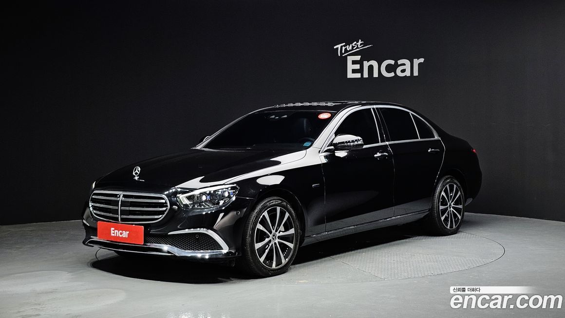 Mercedes-Benz E-Class 2021