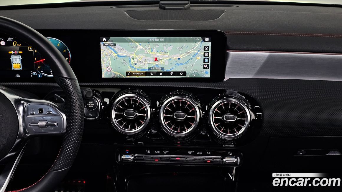 Mercedes-Benz CLA-Class 2022