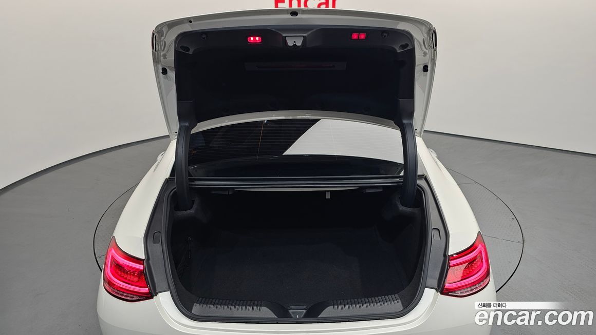 Mercedes-Benz CLS-Class 2019