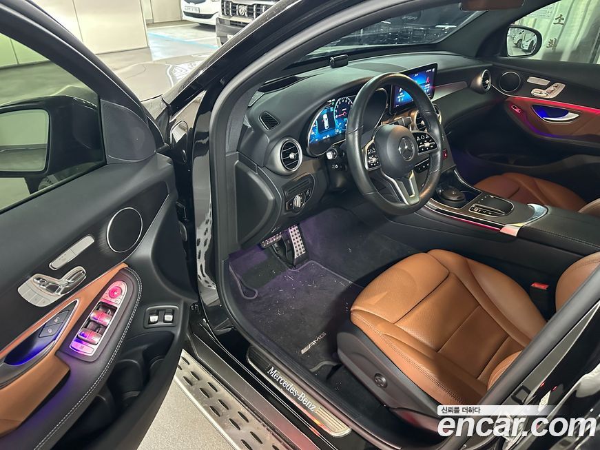 Mercedes-Benz GLC-Class 2021