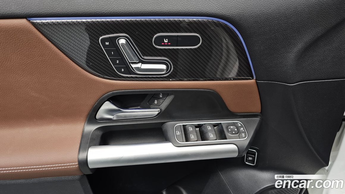 Mercedes-Benz GLA-Class 2023