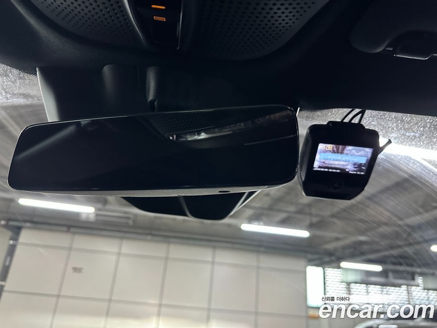 Mercedes-Benz GLC-Class 2021