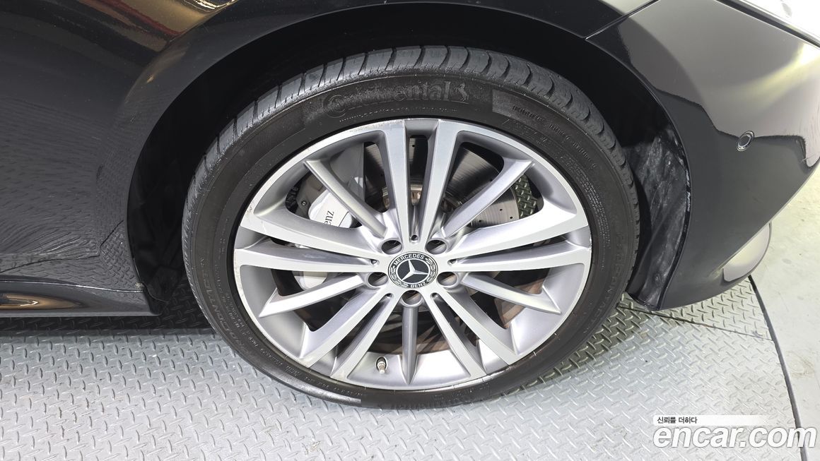 Mercedes-Benz CLS-Class 2019