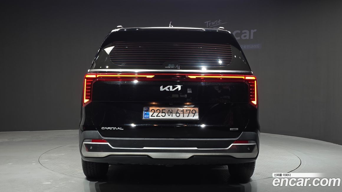 Kia Canival 2025