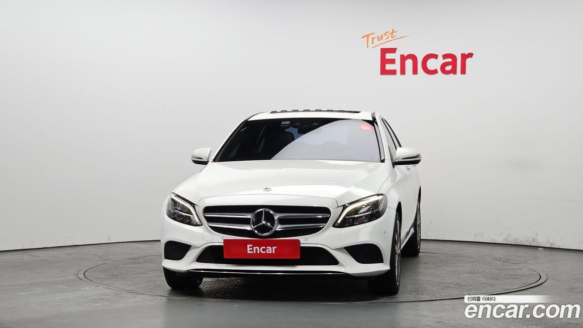Mercedes-Benz C-Class 2020