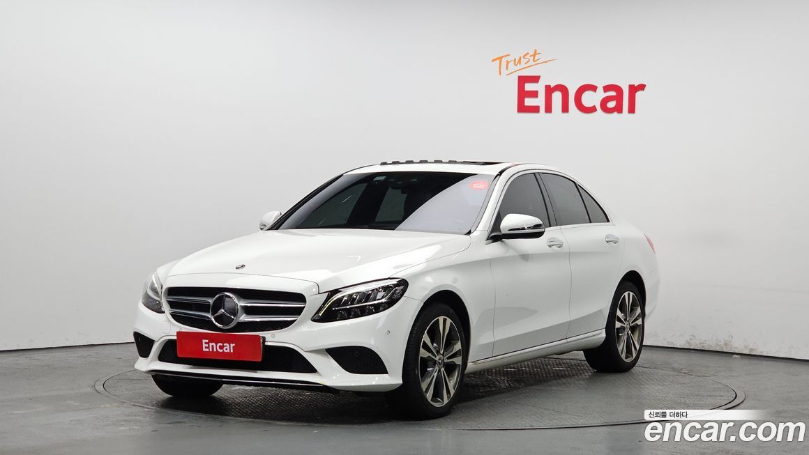 Mercedes-Benz C-Class 2020