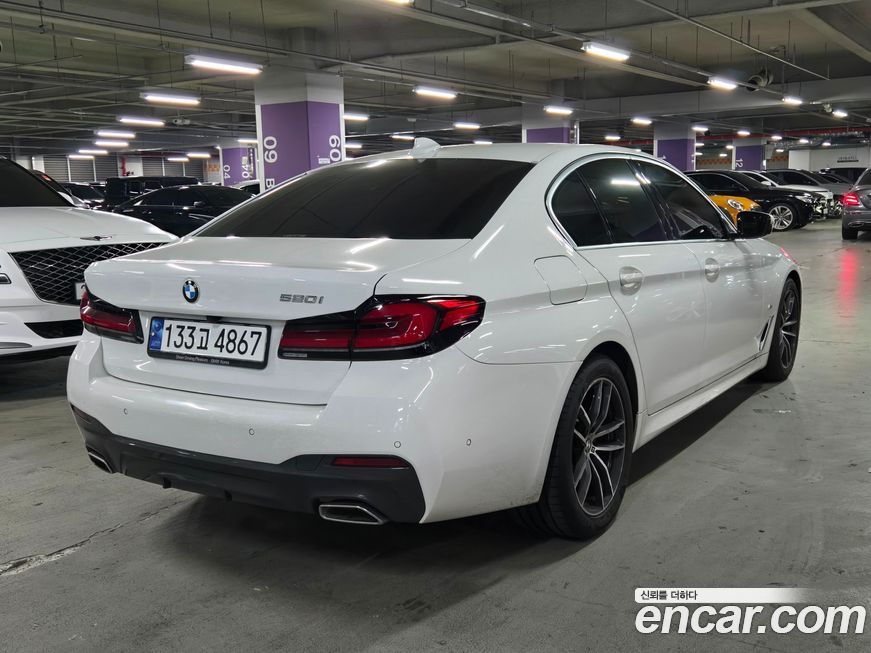 BMW 5-Series 2023