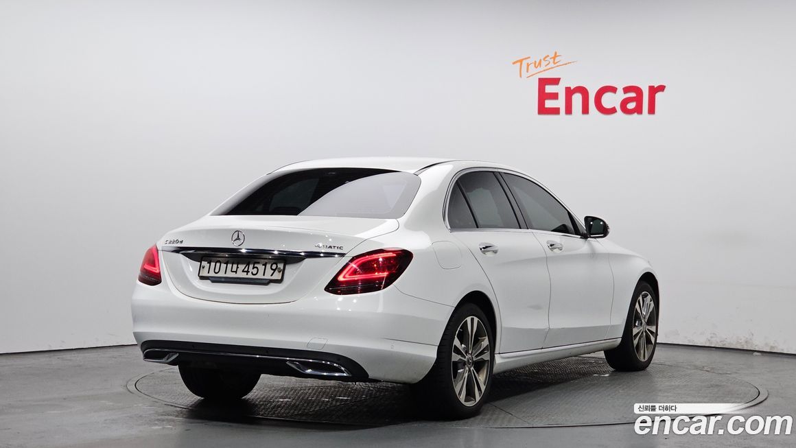 Mercedes-Benz C-Class 2020