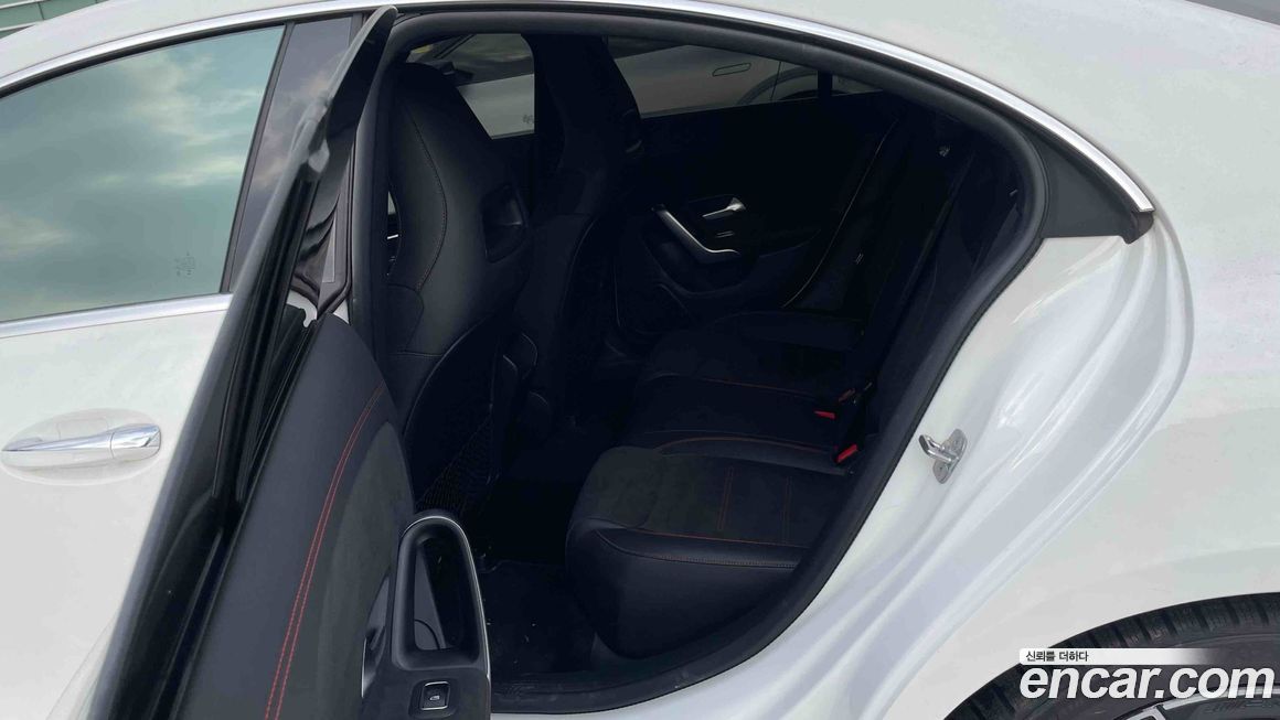Mercedes-Benz CLA-Class 2023