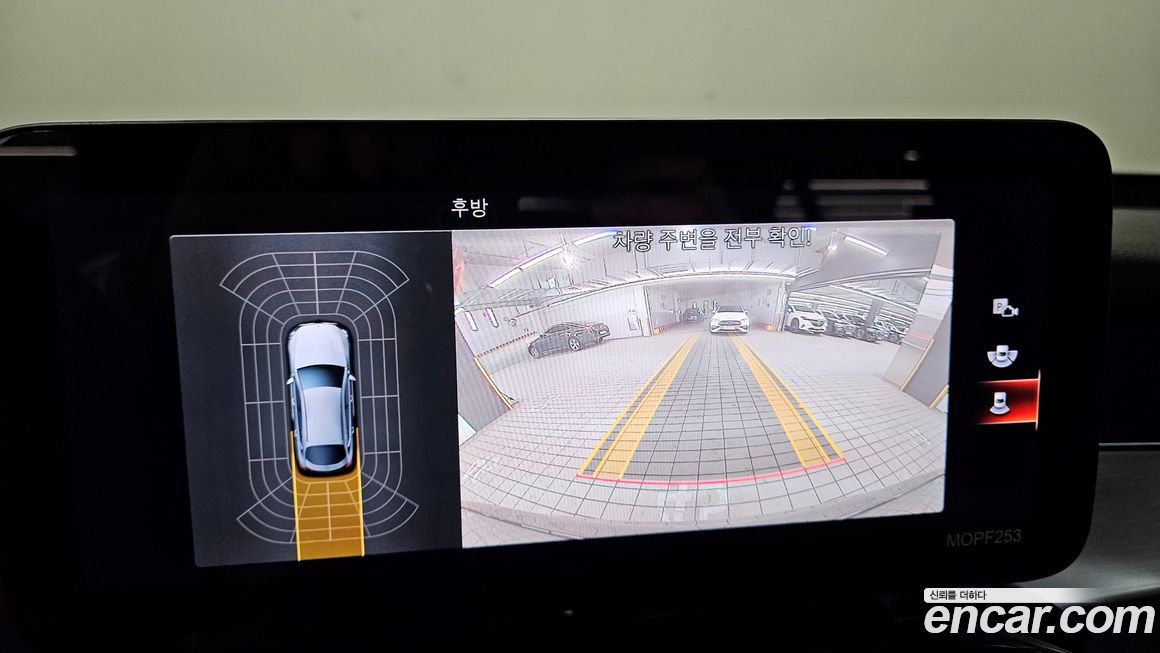 Mercedes-Benz GLC-Class 2021