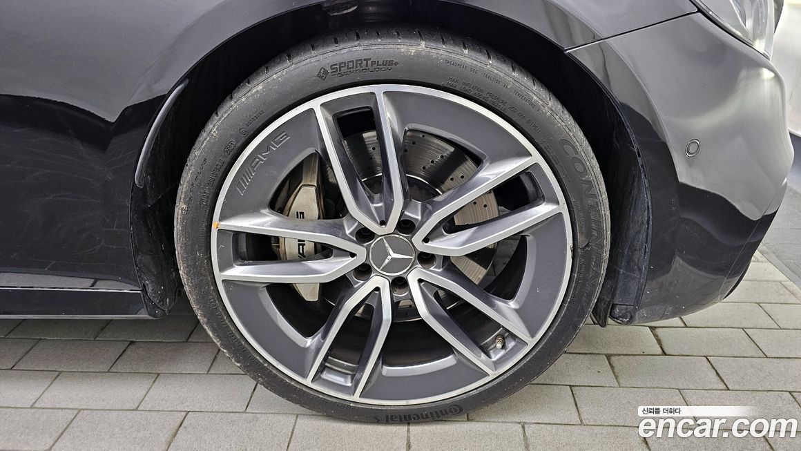 Mercedes-Benz E-Class 2019