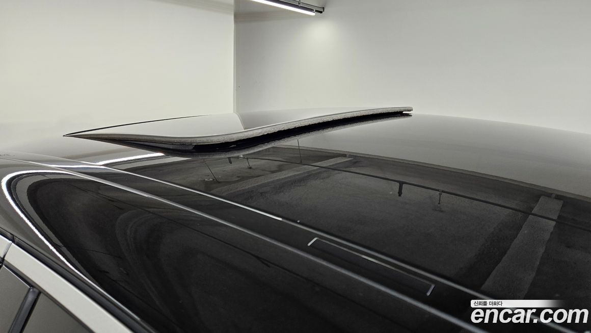 Mercedes-Benz GLC-Class 2021