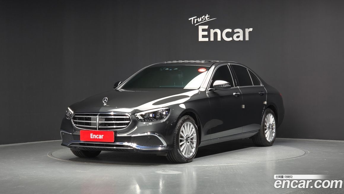 Mercedes-Benz E-Class 2021