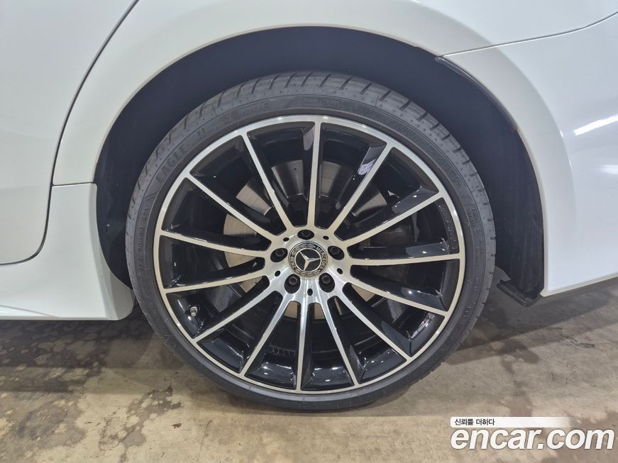 Mercedes-Benz CLS-Class 2019