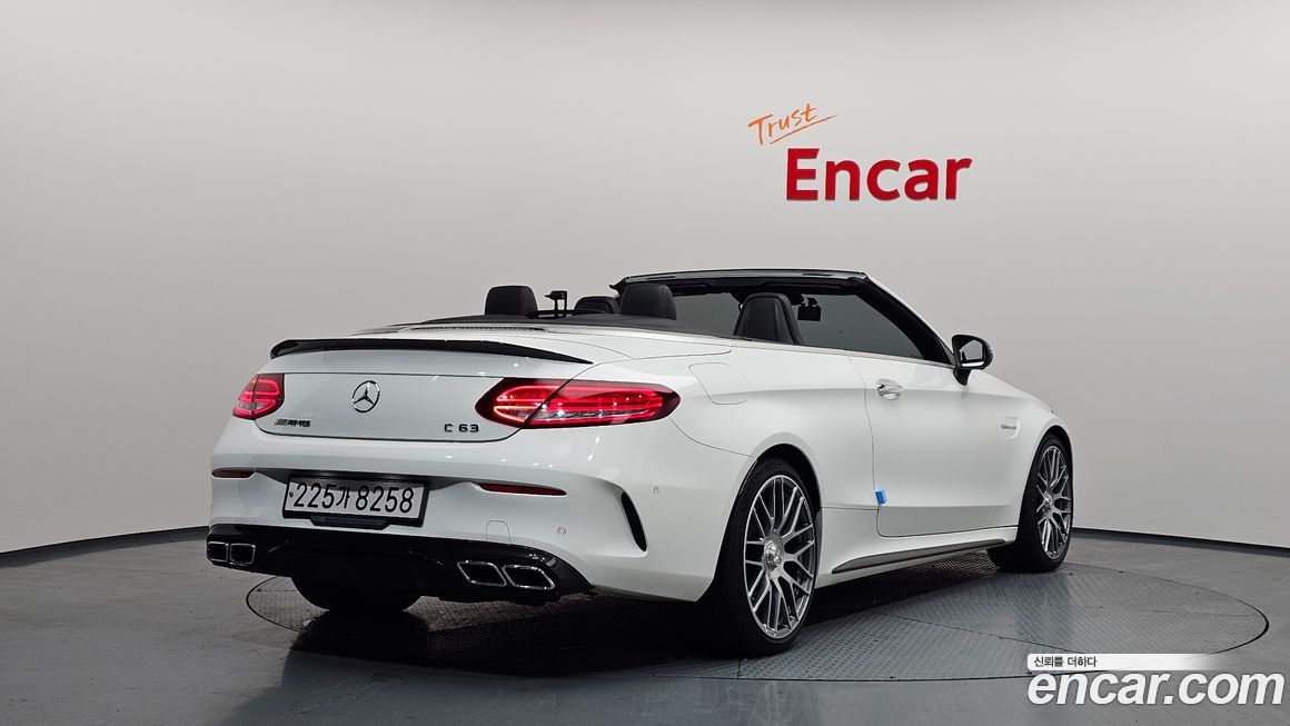 Mercedes-Benz C-Class 2017