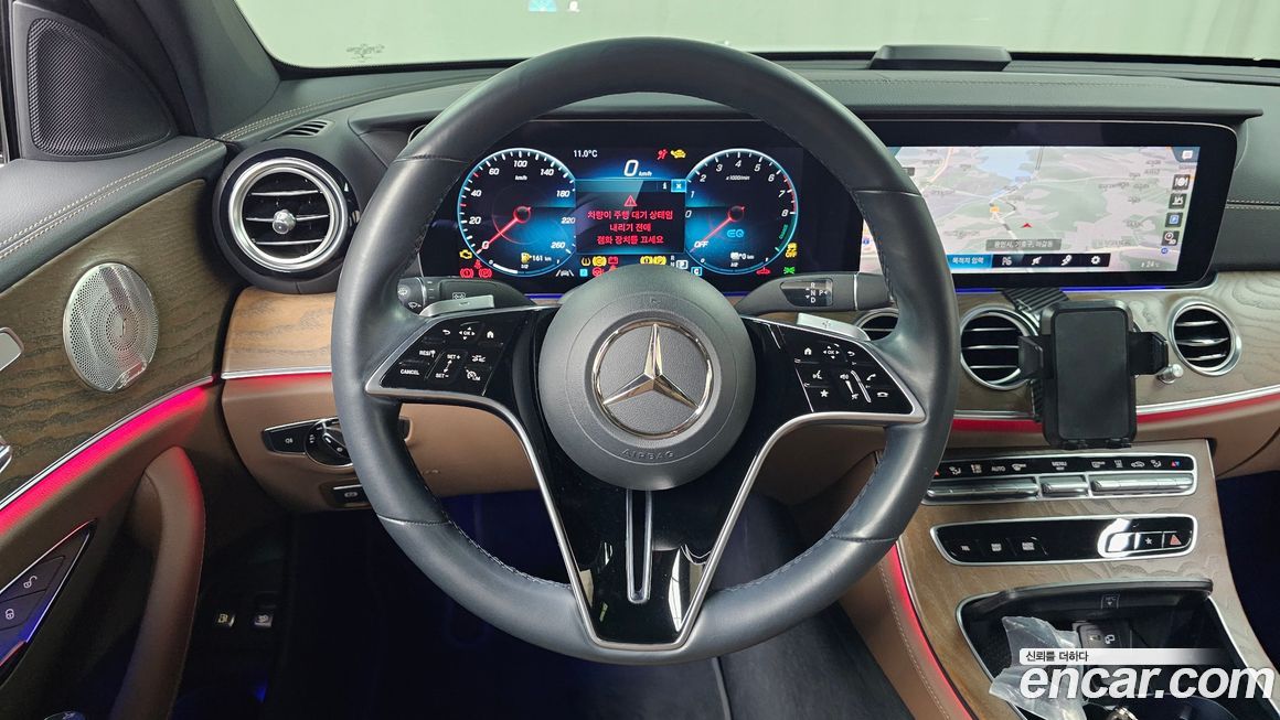 Mercedes-Benz E-Class 2021