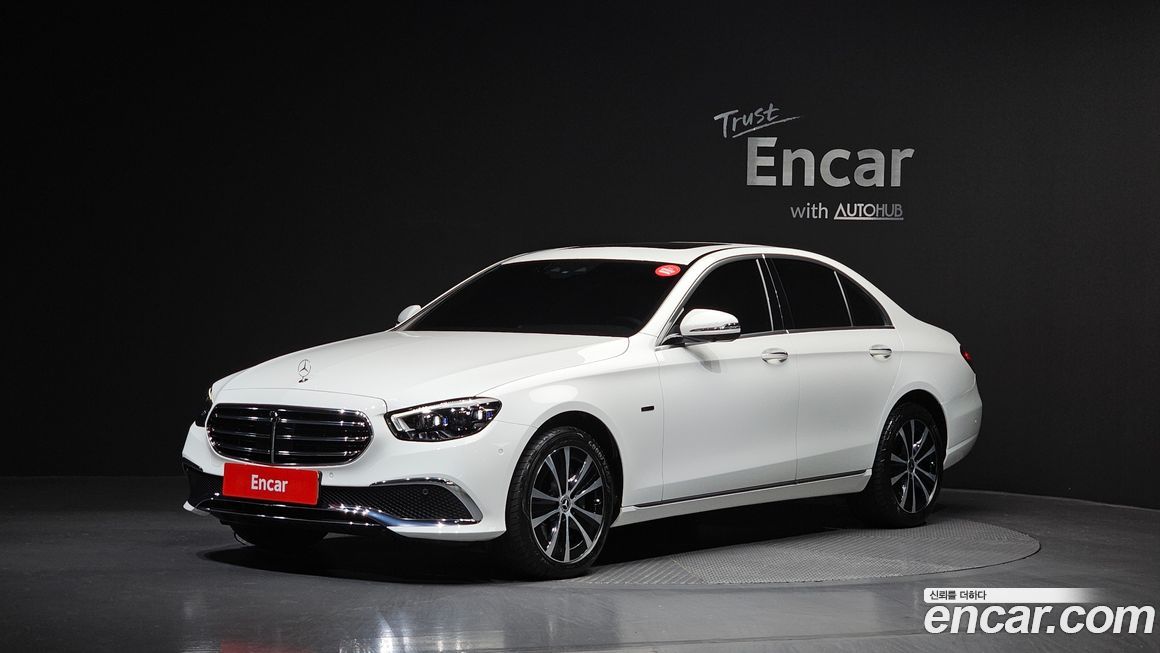 Mercedes-Benz E-Class 2021