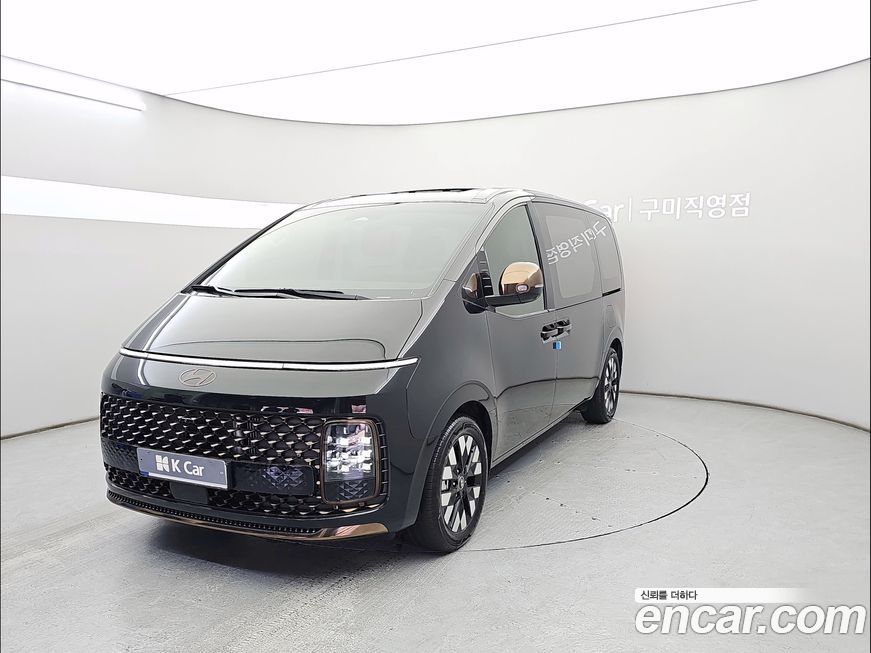 Hyundai Staria 2025