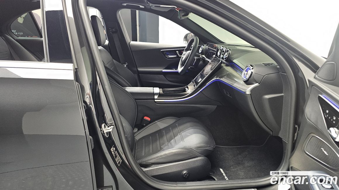 Mercedes-Benz C-Class 2022