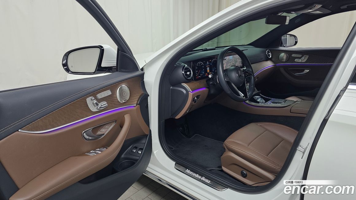 Mercedes-Benz E-Class 2021