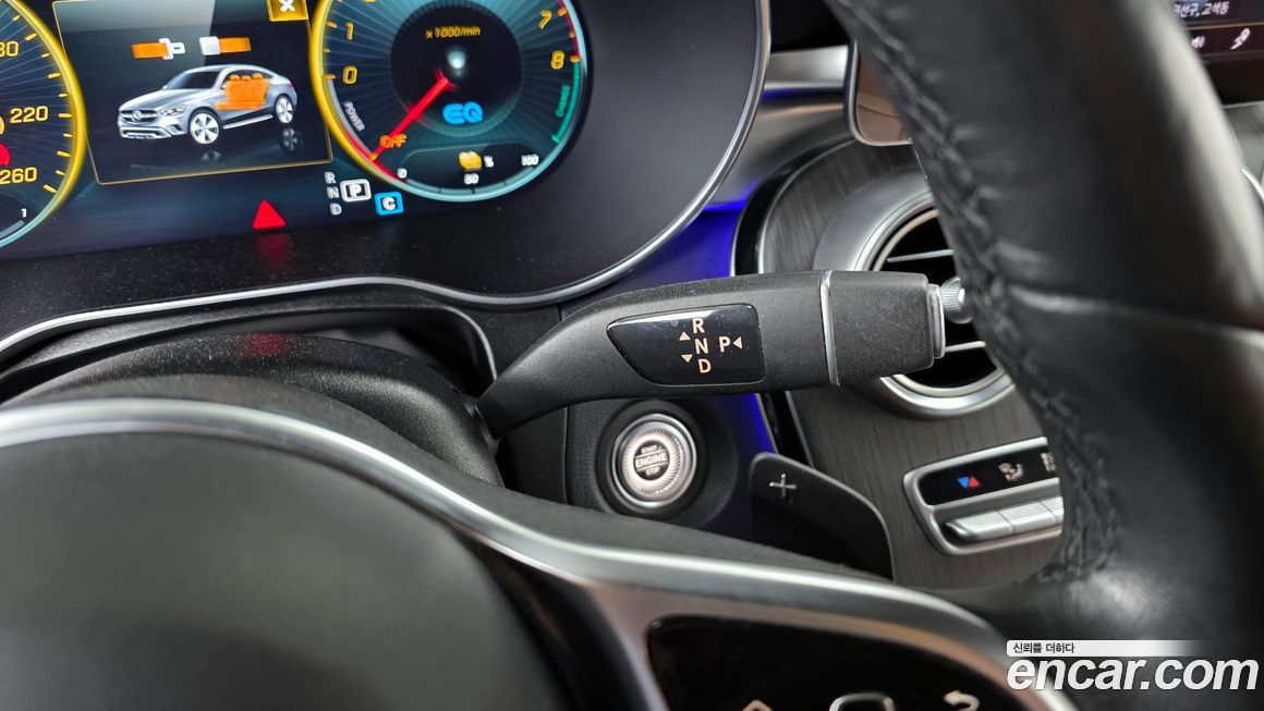 Mercedes-Benz GLC-Class 2021