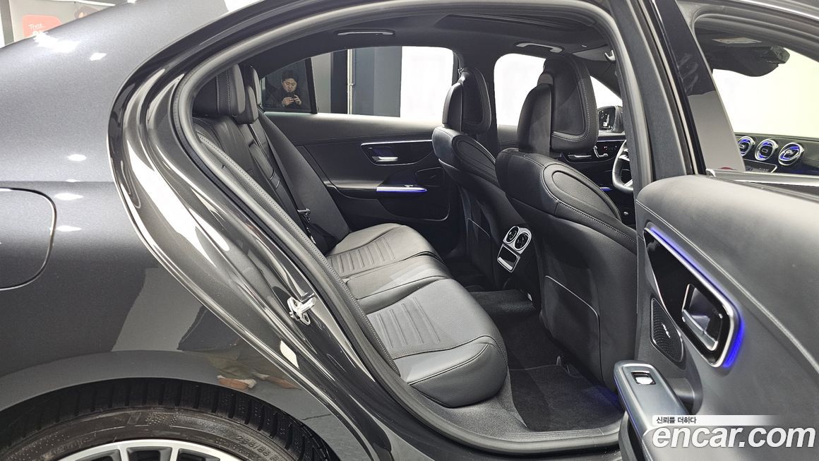 Mercedes-Benz C-Class 2022