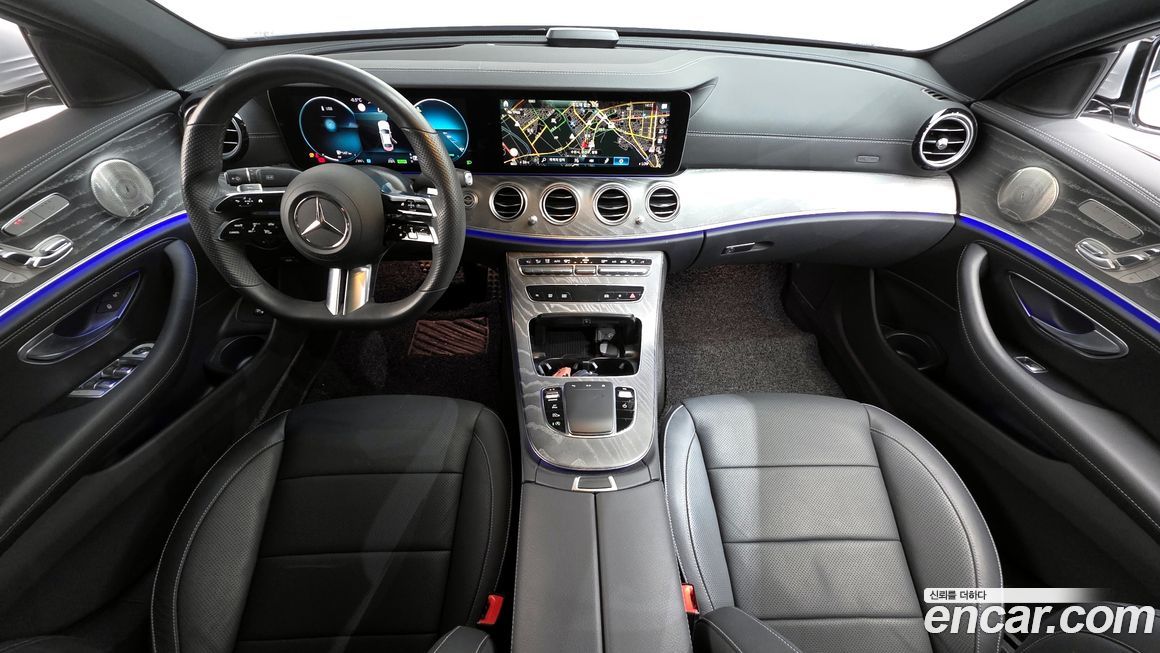 Mercedes-Benz E-Class 2022