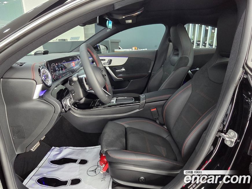 Mercedes-Benz CLA-Class 2025