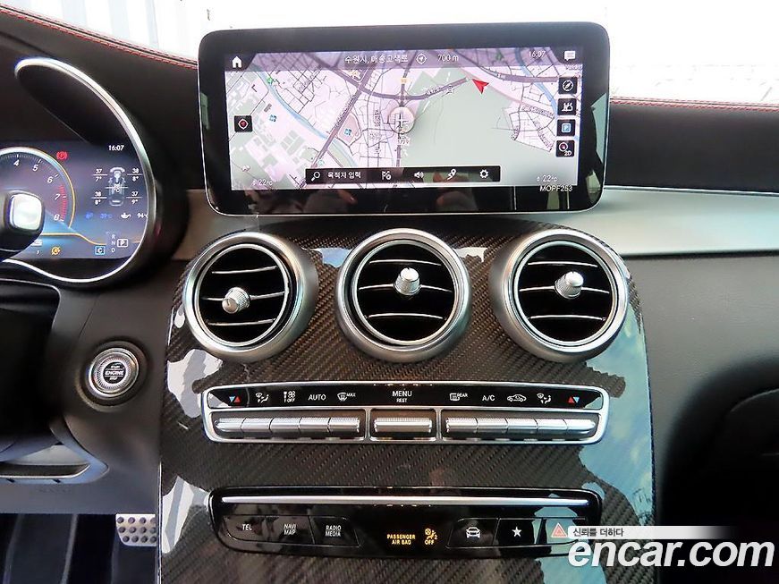 Mercedes-Benz GLC-Class 2020