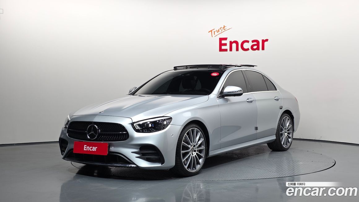 Mercedes-Benz E-Class 2022