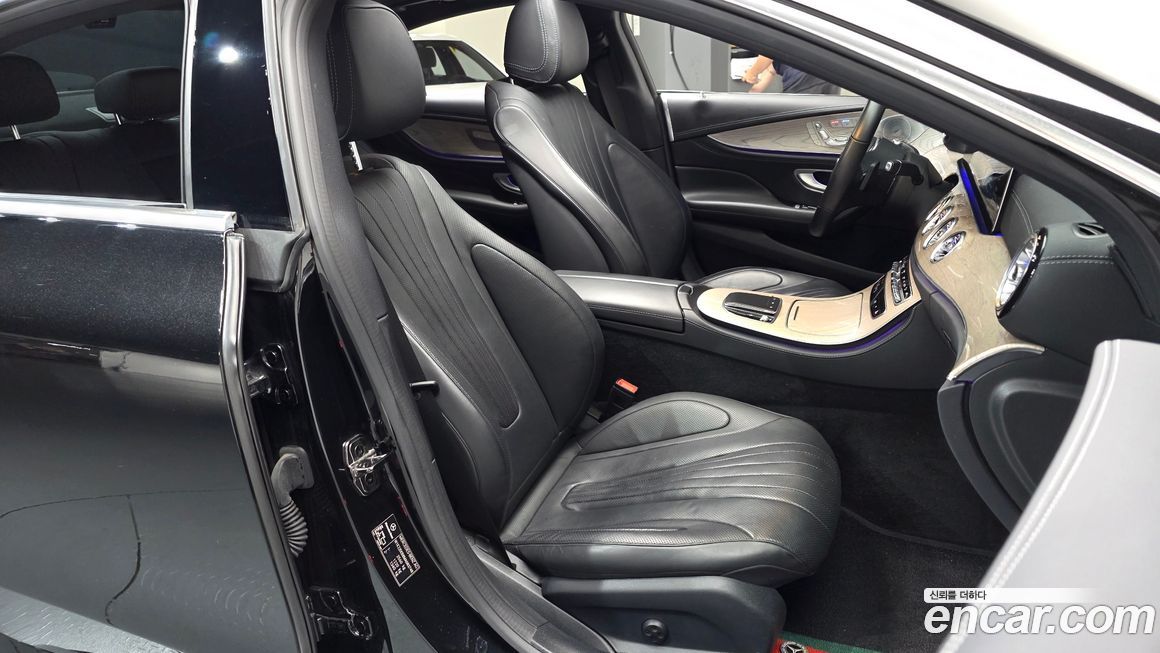 Mercedes-Benz CLS-Class 2021