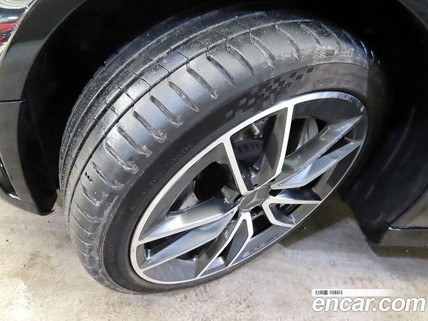 Mercedes-Benz C-Class 2023