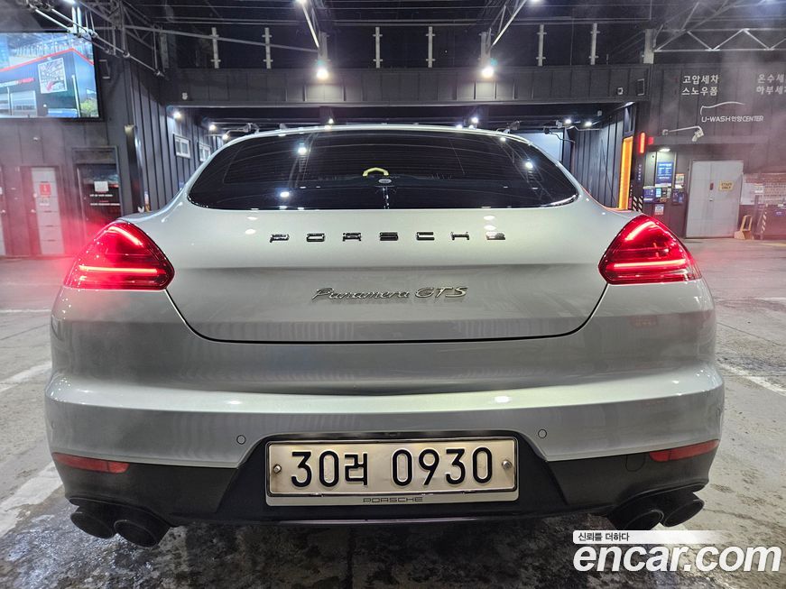 Porsche Panamera 2016