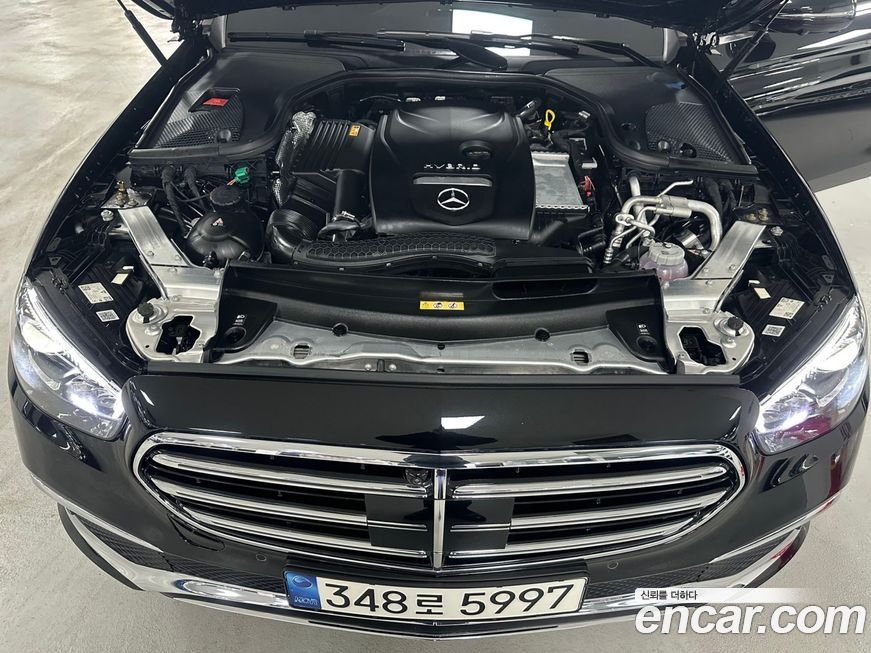 Mercedes-Benz E-Class 2022