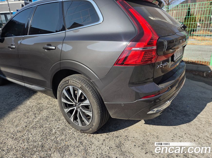 Volvo XC60 2024