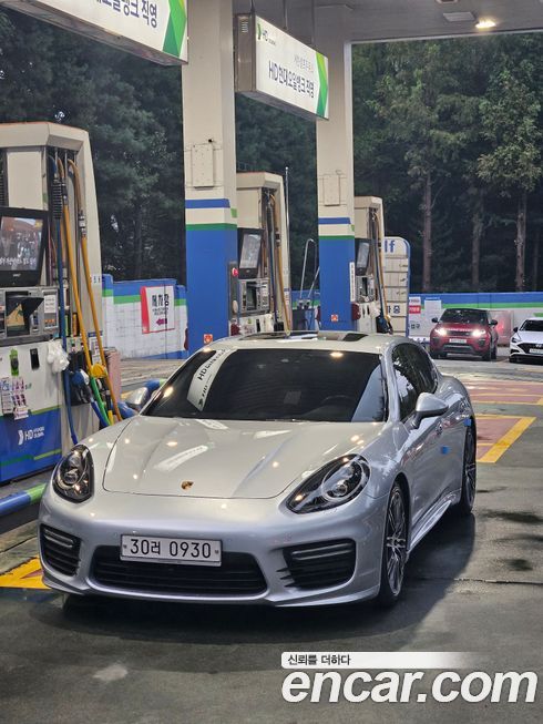 Porsche Panamera 2016